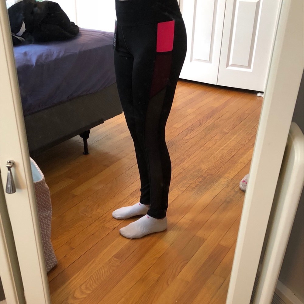 NWT popfit workout leggings small